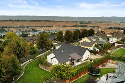 2535 Tuscany Lane, Malaga, WA 98828 - Photo 1