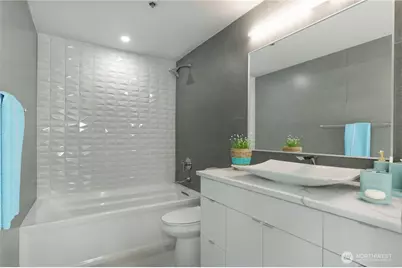 417 E Pine Street #310, Seattle, WA 98122 - Photo 21