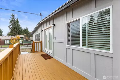 7415 100th Street E, Puyallup, WA 98373 - Photo 7