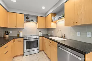 8225 212th St SW, Edmonds, WA 98026 - Photo 3