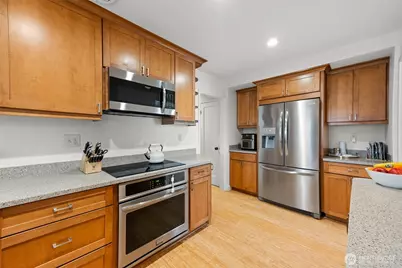 2520 Mtn View Avenue W, University Place, WA 98466 - Photo 25