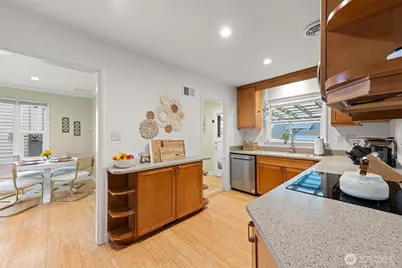 2520 Mtn View Avenue W, University Place, WA 98466 - Photo 19