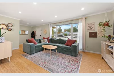 2520 Mtn View Avenue W, University Place, WA 98466 - Photo 7