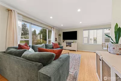 2520 Mtn View Avenue W, University Place, WA 98466 - Photo 13