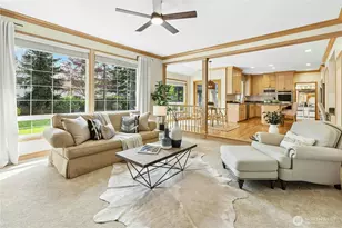21425 SE 34th Pl, Sammamish, WA 98075 - Photo 19