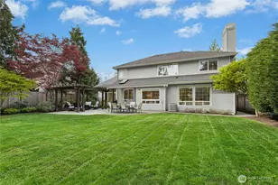 21425 SE 34th Pl, Sammamish, WA 98075 - Photo 17