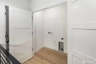 524 NE 89th St, Seattle, WA 98115 - Photo 29