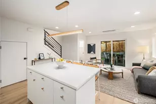 524 NE 89th St, Seattle, WA 98115 - Photo 11