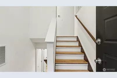 5710 188th Avenue E, Bonney Lake, WA 98390 - Photo 3