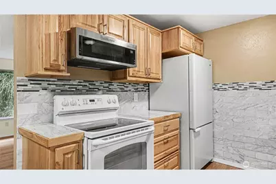 5710 188th Avenue E, Bonney Lake, WA 98390 - Photo 9