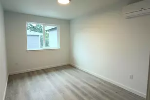 648 B SW 139th St, Burien, WA 98166 - Photo 13