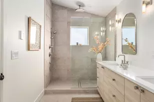 522 NE 89th St, Seattle, WA 98115 - Photo 25