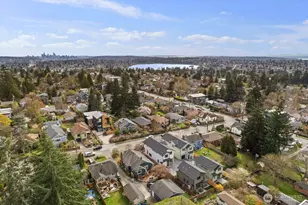 522 NE 89th St, Seattle, WA 98115 - Photo 35