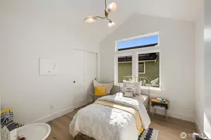 522 NE 89th St, Seattle, WA 98115 - Photo 31