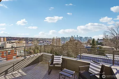515 Howe #A, Seattle, WA 98109 - Photo 17