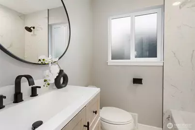 10726 Sand Point Way NE #A, Seattle, WA 98125 - Photo 7