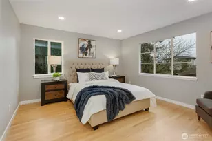 10726 Sand Point Way NE, Seattle, WA 98125 - Photo 17