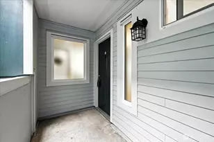 915 N 163rd St, Shoreline, WA 98133 - Photo 5