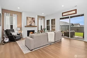 23540 SE Wisteria St, Black Diamond, WA 98010 - Photo 11