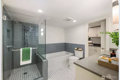 7544 31st Avenue NW, Seattle, WA 98117 - Photo 23