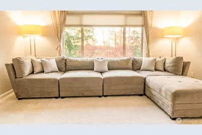 3838 Lake Washington Boulevard SE #B-5, Bellevue, WA 98006 - Photo 5