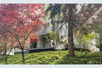 3838 Lake Washington Boulevard SE #B-5, Bellevue, WA 98006 - Photo 1