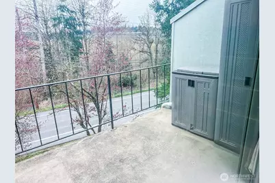 3838 Lake Washington Boulevard SE #B-5, Bellevue, WA 98006 - Photo 27