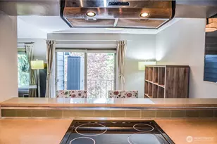 3838 Lake Washington Blvd SE, Bellevue, WA 98006 - Photo 11