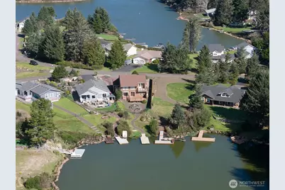 257 Chaparral Street SE, Ocean Shores, WA 98569 - Photo 11