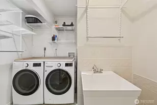 24320 SE 42nd St, Sammamish, WA 98029 - Photo 31