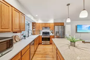 24320 SE 42nd St, Sammamish, WA 98029 - Photo 13