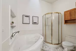 24320 SE 42nd St, Sammamish, WA 98029 - Photo 29