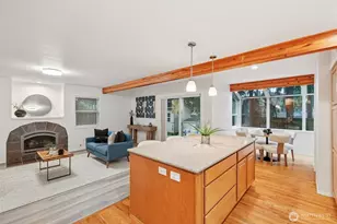 24320 SE 42nd St, Sammamish, WA 98029 - Photo 15