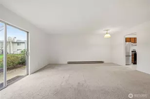 421 NE 105th St, Vancouver, WA 96885 - Photo 11