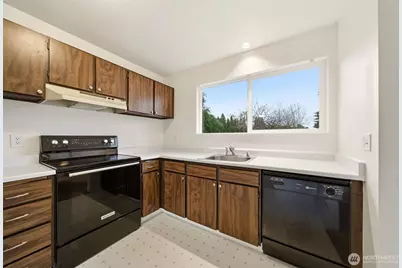 421 NE 105th Street, Vancouver, WA 96885 - Photo 15