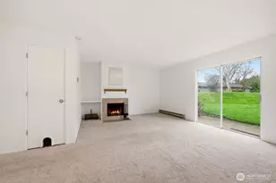 421 NE 105th St, Vancouver, WA 96885 - Photo 9