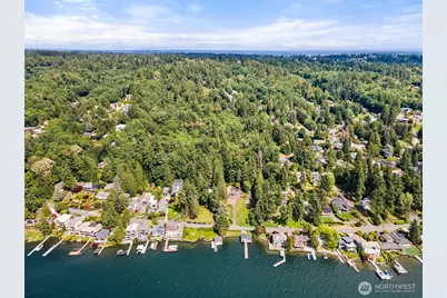 13104 Holmes Point Drive NE, Kirkland, WA 98034 - Photo 3