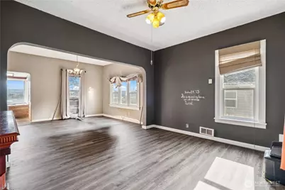 2113 E Grand Avenue, Everett, WA 98201 - Photo 5