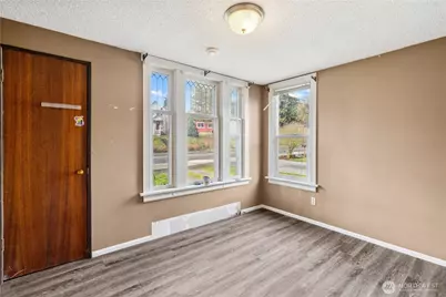 2113 E Grand Avenue, Everett, WA 98201 - Photo 9