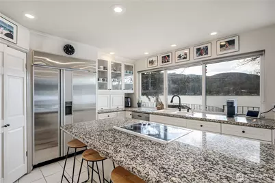 17714 Kingfisher Cove Lane, Mount Vernon, WA 98274 - Photo 13