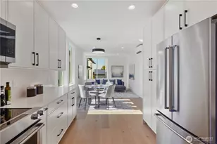 9013 14th Ave SW, Seattle, WA 98106 - Photo 11