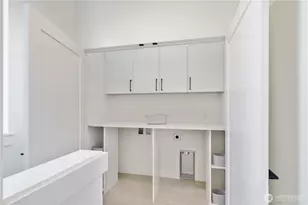 9013 14th Ave SW, Seattle, WA 98106 - Photo 11
