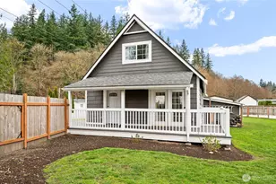 416 N Regent St, Burlington, WA 98233 - Photo 1