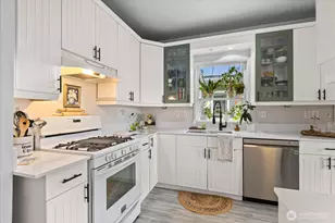 2513 Cleveland Ave, Everett, WA 98201 - Photo 9