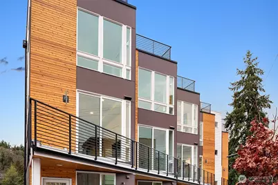 5114 24th Avenue NE, Seattle, WA 98105 - Photo 1