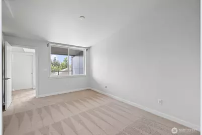 911 N 104th Street #A, Seattle, WA 98133 - Photo 35