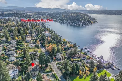 9426 Lake Washington Boulevard NE, Bellevue, WA 98004 - Photo 3