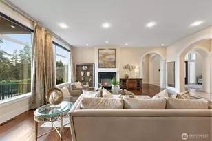 9426 Lake Washington Blvd NE, Bellevue, WA 98004 - Photo 13