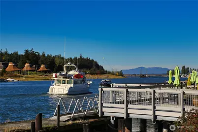 792 Shelter Bay Dr, La Conner, WA 98257 - Photo 21