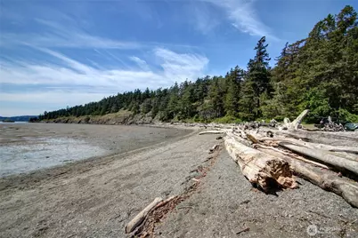 792 Shelter Bay Dr, La Conner, WA 98257 - Photo 11